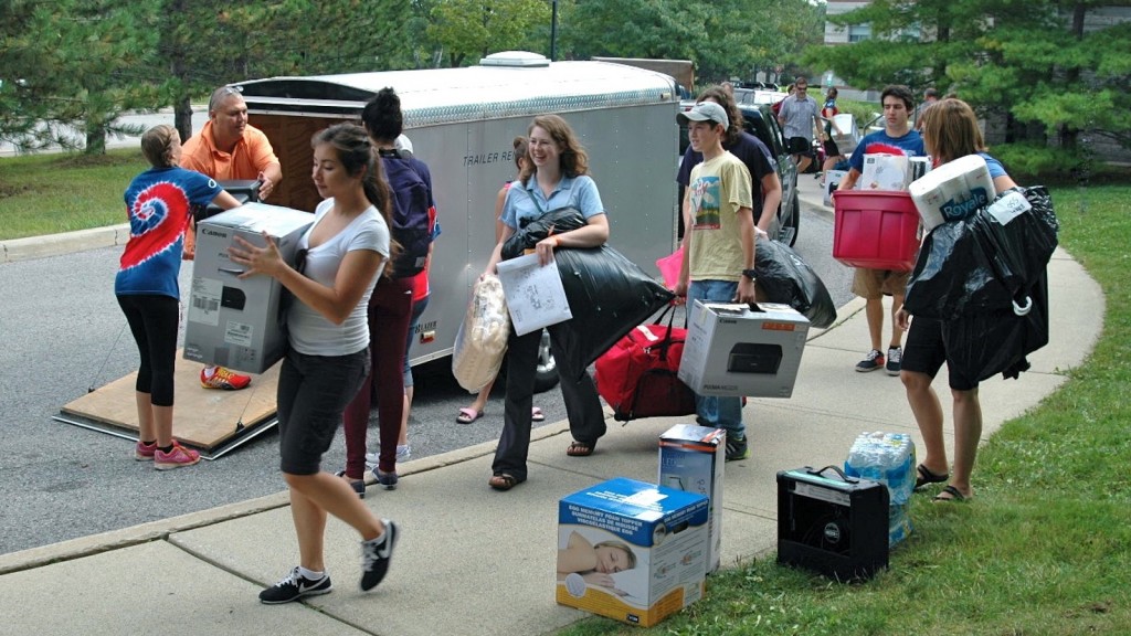 Students arrived on campus Sunday with their belongings, ready to move into residence, which they'll call home for the next eight months. 