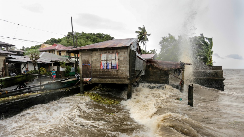 Hurricane Haiyan hits the Philippines (November 2013)