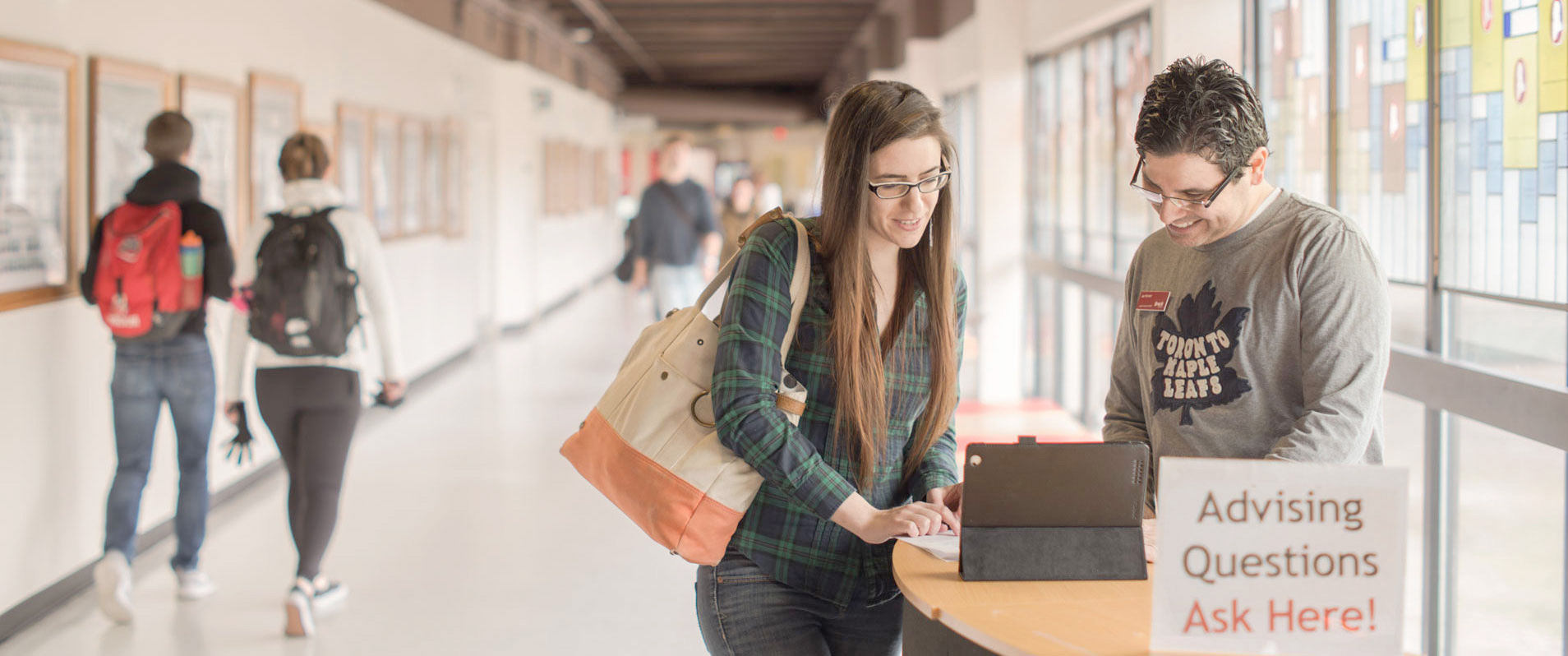 An Advisor helping a student 