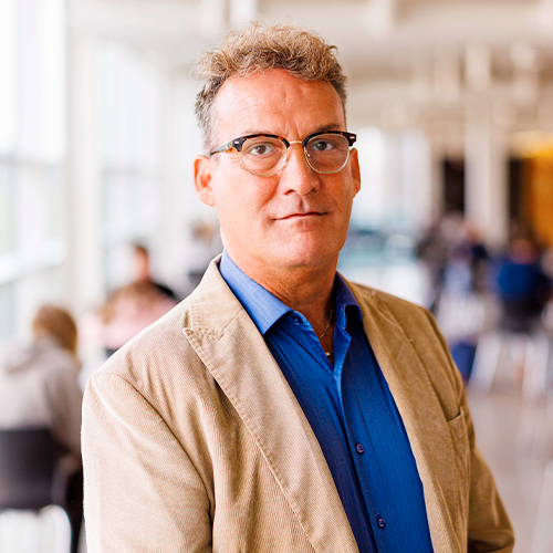 Bill Helmeczi