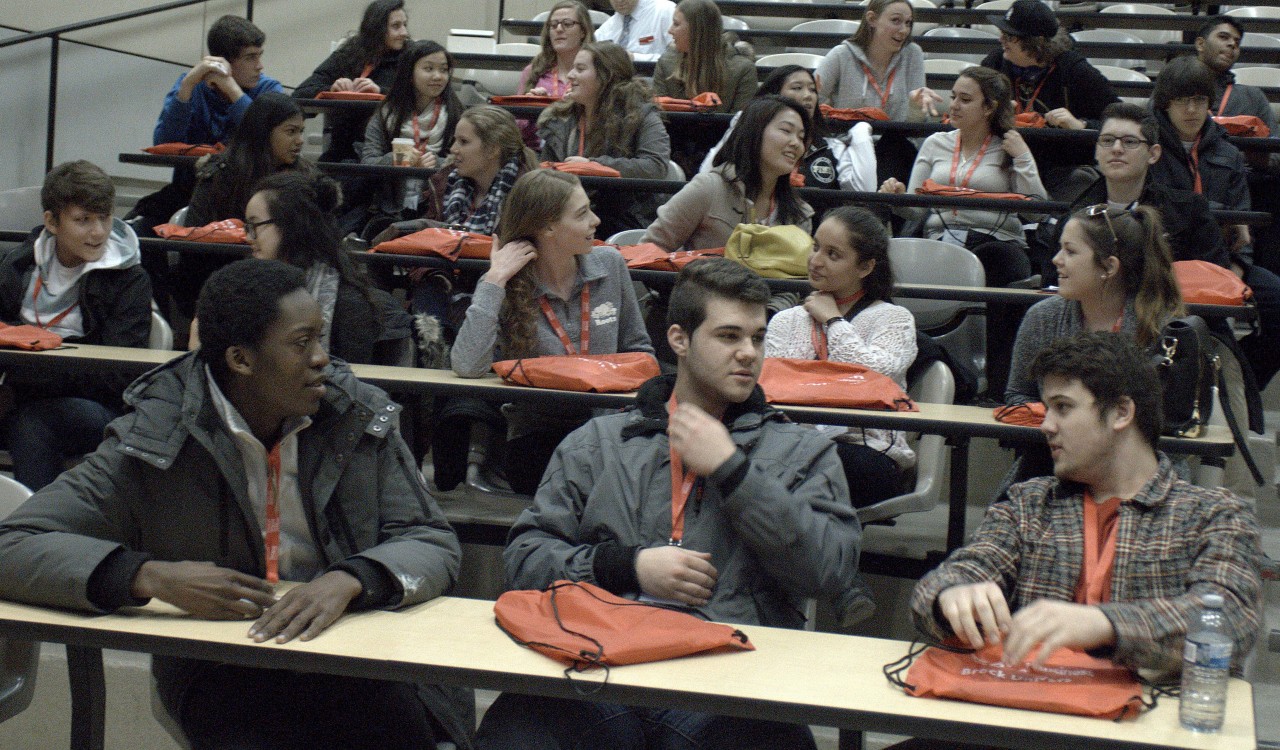 Future students interact at the Goodman Student Ambassador Association’s A-Team event. Photo by Shahrukh Iqbal.