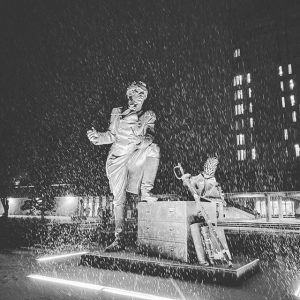 Brock statue in snow