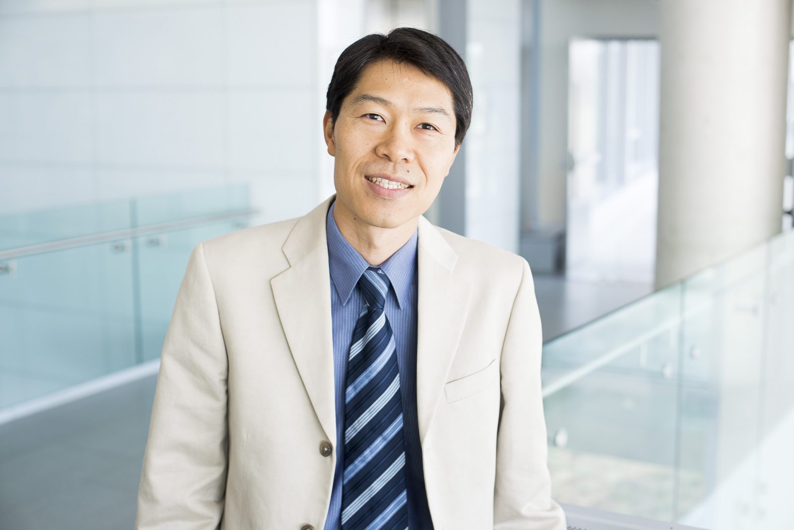 Professor of Marketing Kai-Yu Wang.