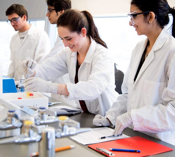 science students in lab