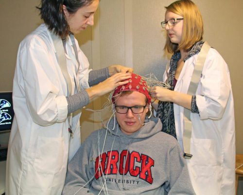 News_059_Exhange students in brock news