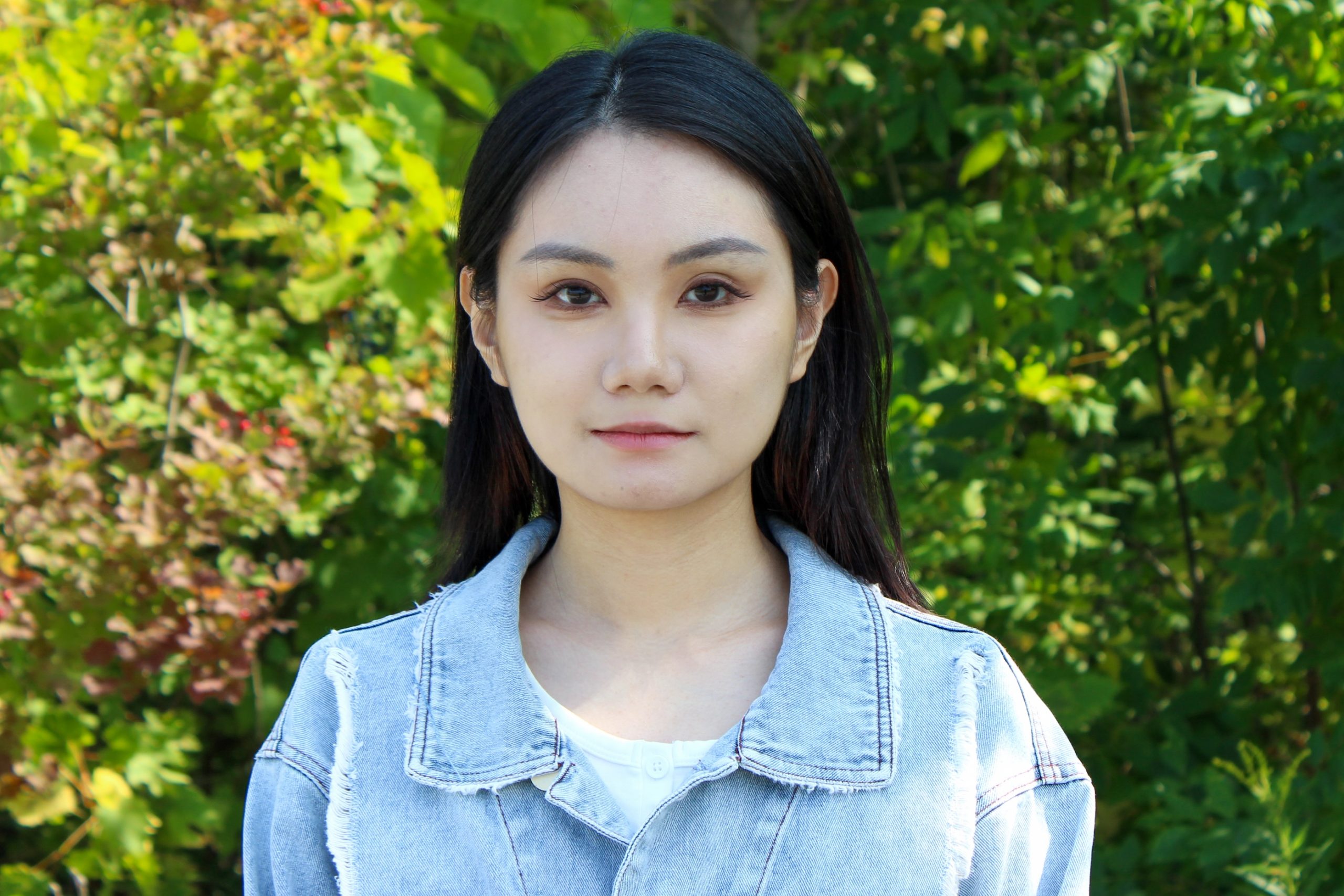 Zhong Final Chongshan Zhong standing in front of trees.