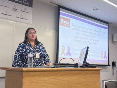 Julia Collin-Pereira presents her research at ISRA 2026