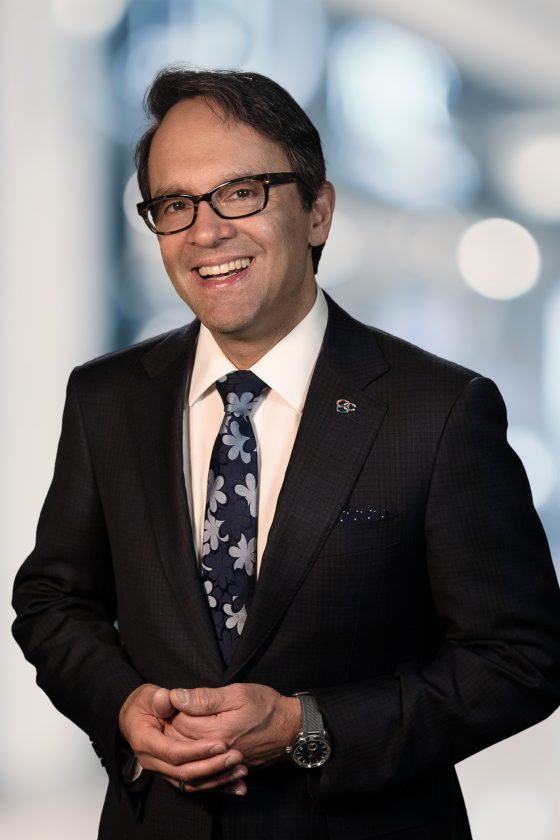 Daniel Tisch Headshot