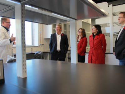 Dr. Paul Zelisko, Director of the Brock-Niagara Validating, Prototyping, and Manufacturing Institute, provides a tour to the Hon. Filomena Tassi, Minister responsible for the Federal Development Agency of Southern Ontario, MP Vance Badawey (Niagara Centre), MP Chris Bittle (St. Catharines, and Brock University President and Vice-Chancellor, Lesley Rigg.