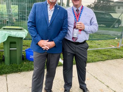 Dr. Tim Kenyon, Vice-President, Research, with the Hon. Neil Lumsden, Minister of Tourism, Culture and Sport.