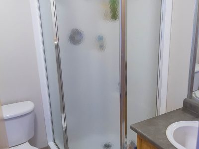 Quarry View washroom with shower from entrance