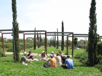 The group enjoys a quiet picnic in the ancient city of Herculaneum