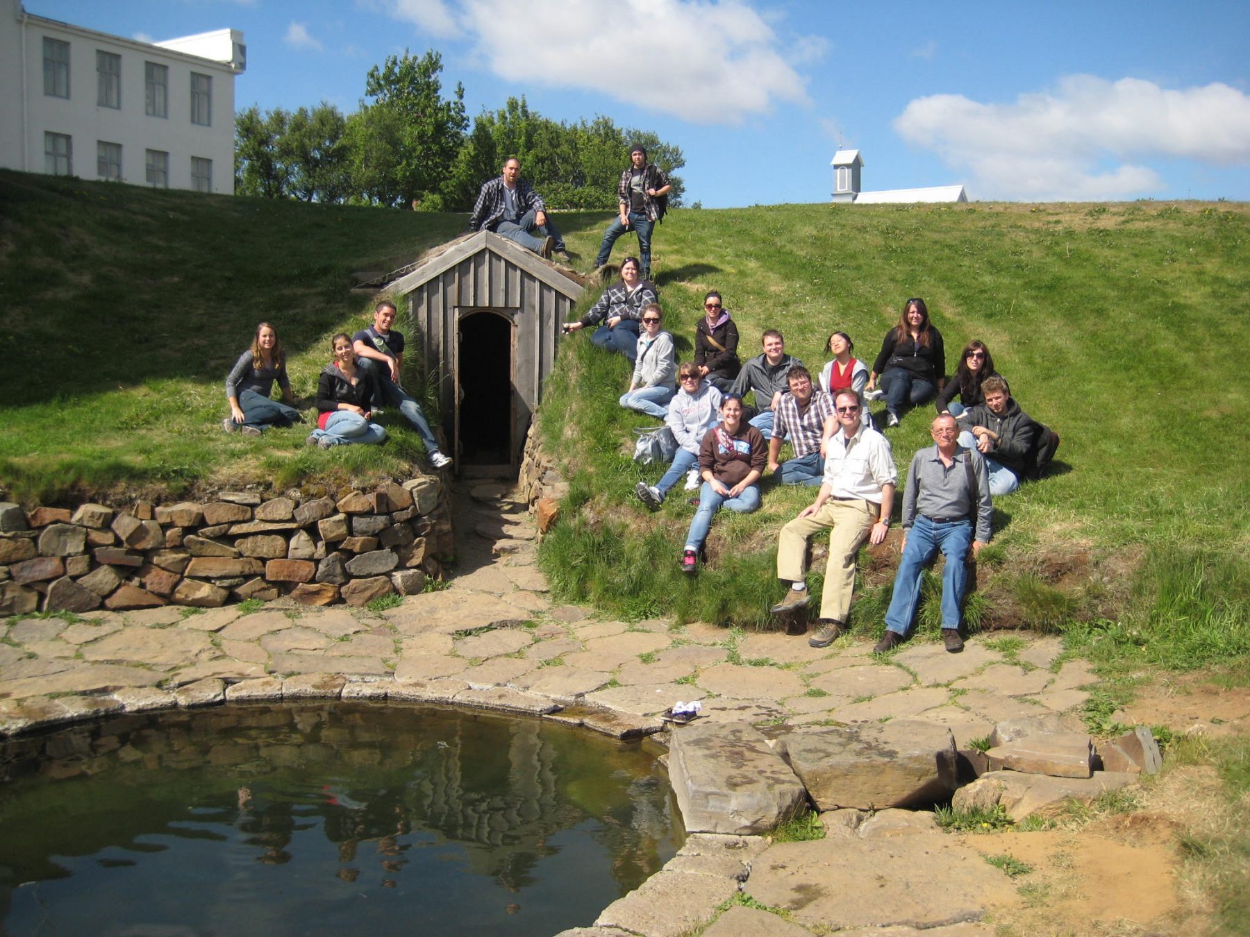 3F50 class at Snorri's pool, Reykholt
