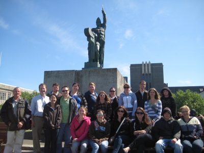 3F50 class with Ingolf Arnarson sculpture, Reykjavik