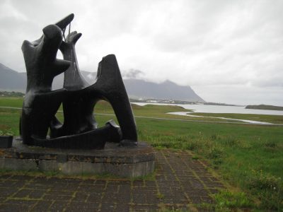 Modern sculpture and viking age settlement, Borg
