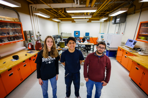 Brock Physics students in the quantum synthesis lab