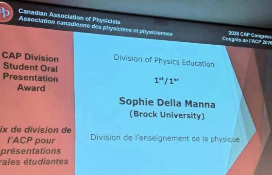 Sophie Della Manna wins 1st in the Division of Physics Education