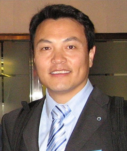 Dr. Min Liau headshot
