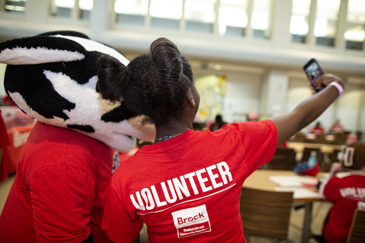Volunteer Selfie with Boomer